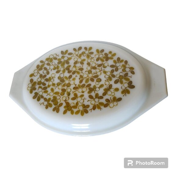 Pyrex Lid Verde Oval 2.5 QT lid - 945 C white green design. Handles - Picture 1 of 9